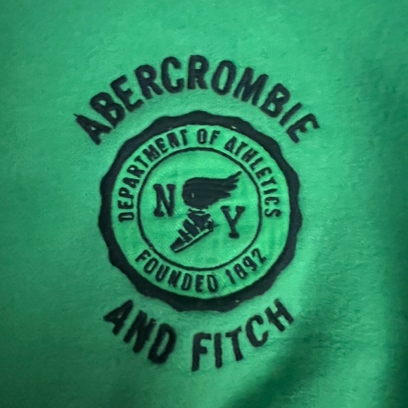 Abercrombie & Fitch Vibrant Green Athletic Top - Picture 2 of 3